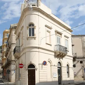 Palazzo Leonardo , Scicli Italia
